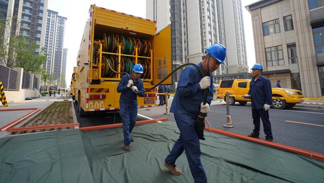 拉开差距！湖人主场暴轰150分取胜 已经领先第十的勇士2.5个胜场